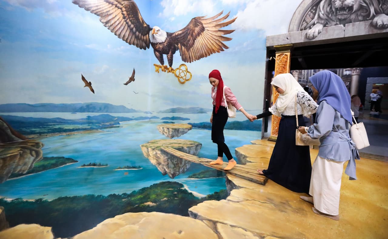 Things to do in Langkawi during New Year Explore art at Paradise 3D Museum
