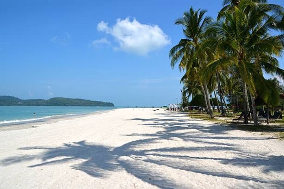 langkawi cenang beach