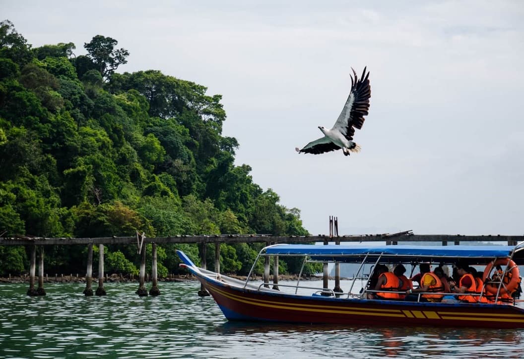 langkawi-island-hopping-boat-tour