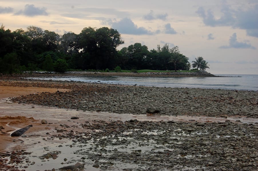 langkawi pantai batu